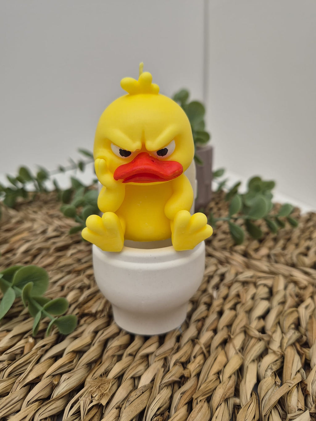 Vela decorativa PATITO ENFADADO WC
